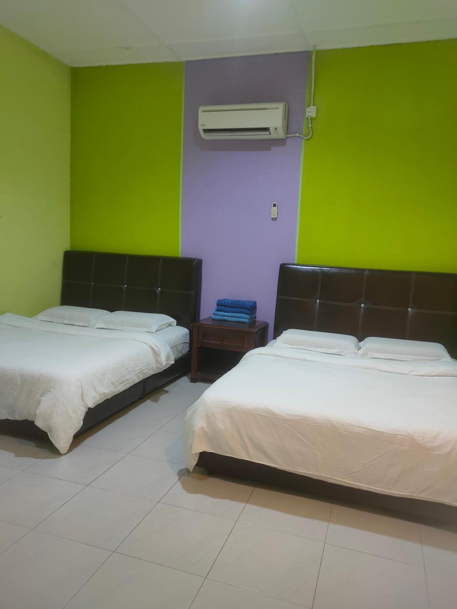 Taman Negara Rainbow Guest House كُوالا تاهان الغرفة الصورة