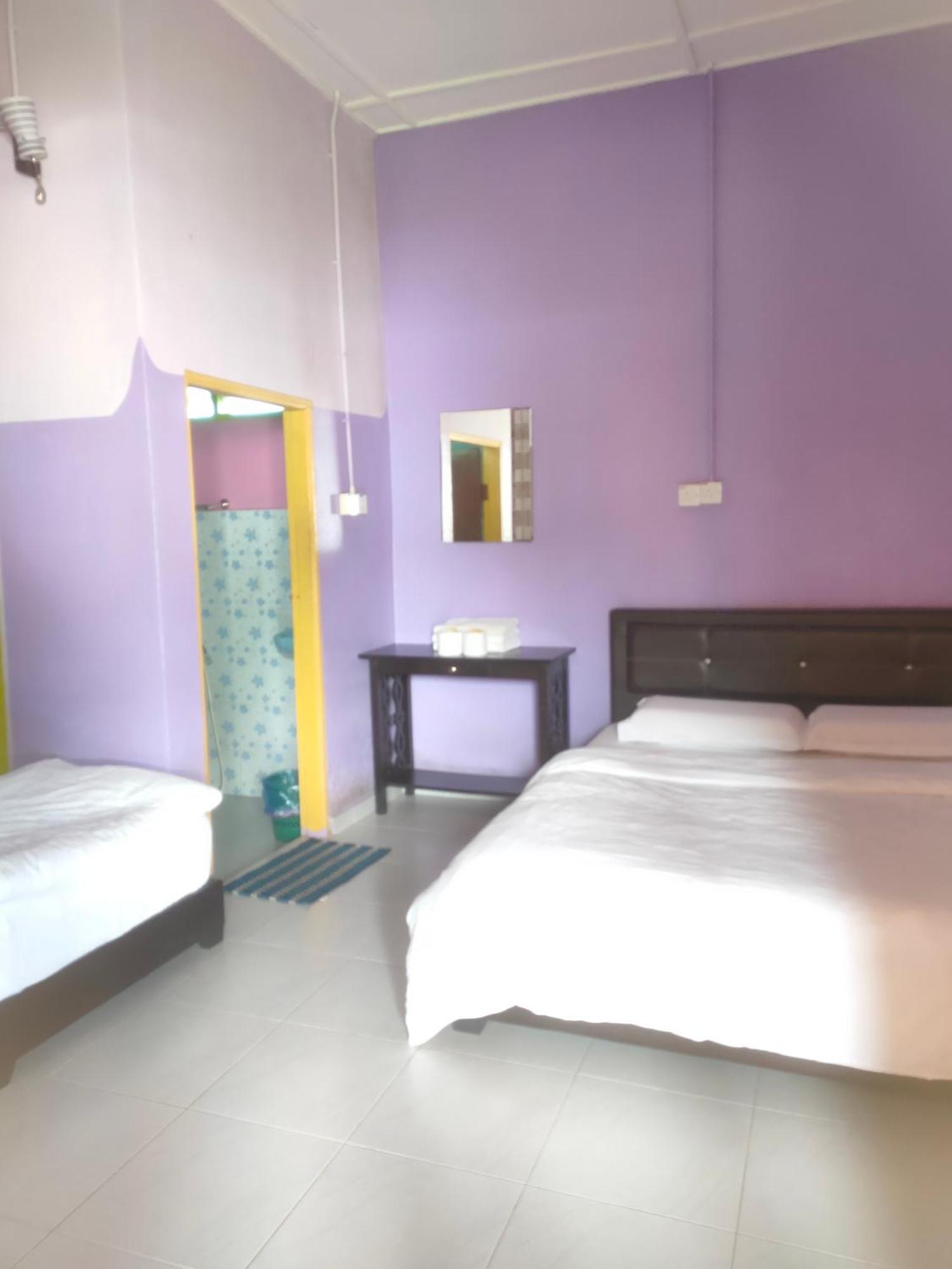 Taman Negara Rainbow Guest House كُوالا تاهان الغرفة الصورة